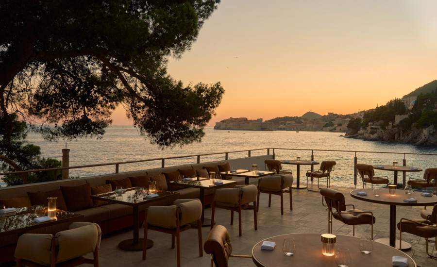 Renovirana Villa Dubrovnik: Luksuz na litici iznad mora koji spaja istoriju i savremeni dizajn