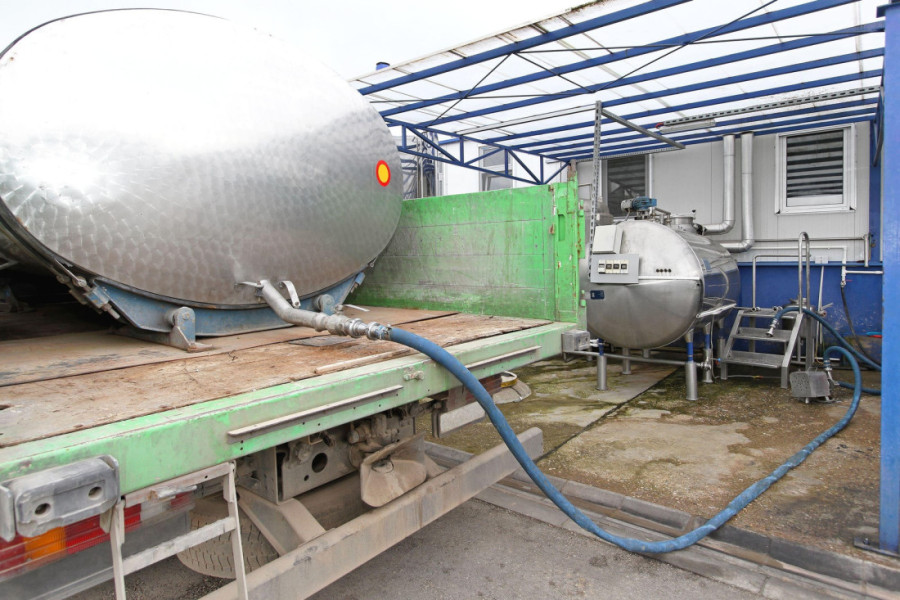 Glamočić šalje inspekciju u mlekare