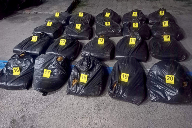 Kamikaza u BMW-u! Bez vozačke, a pijan i drogiran pravio haos