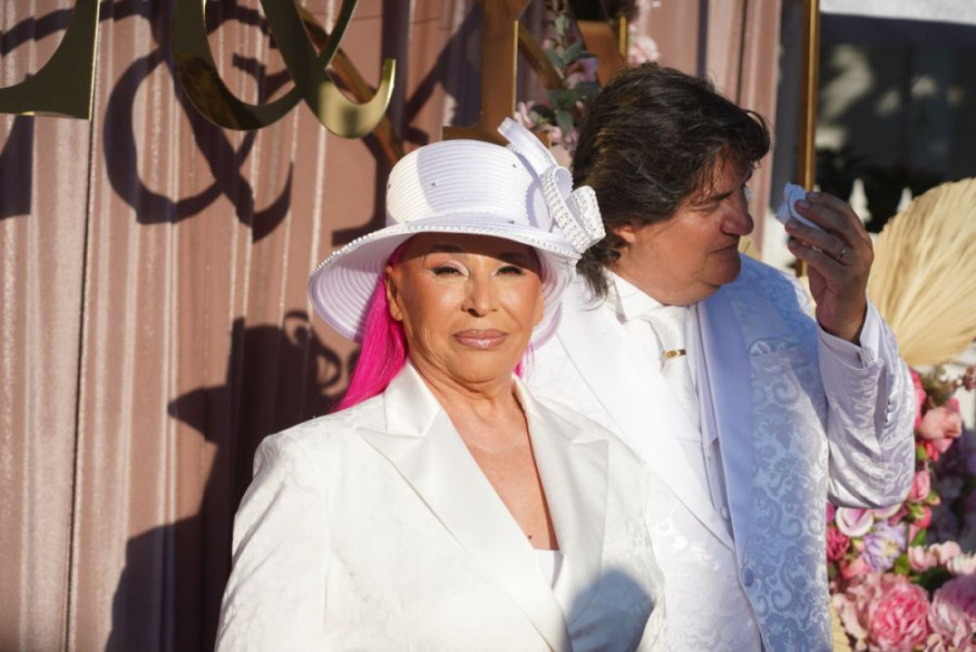 Zorici Brunclik narušeno zdravstveno stanje: Pevačica morala da otkaže koncert!