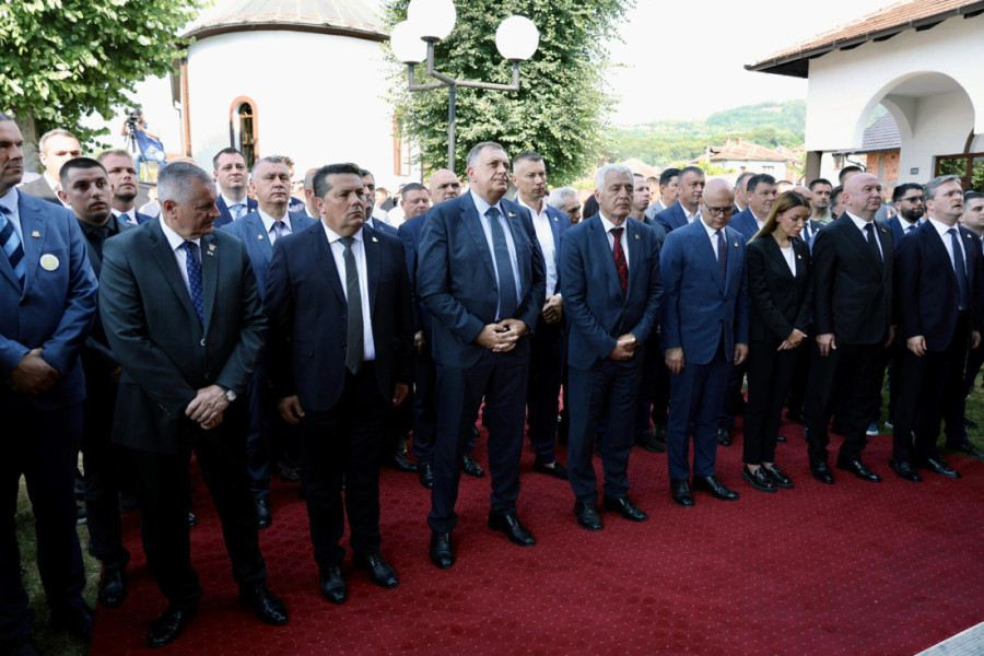 Vučević poručuje iz Bratunca: Srbija i Srpska zajedno će sačuvati od zaborava svaku žrtvu