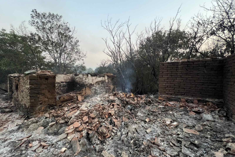 Crveni krst započinje isplatu novčanih sredstava porodicama pogođenim požarima