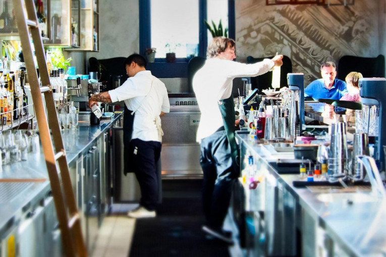 Veliko slavlje na Baščaršiji! Pronađen Fatmir - jurio ženske pa završio u kafiću!