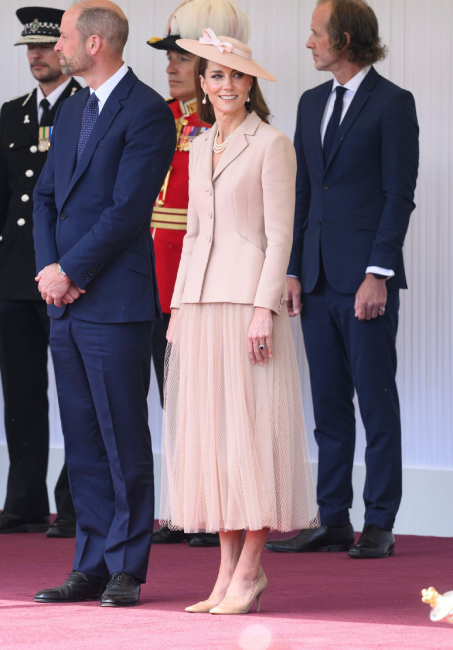 Možda je princeza, ali stilom vlada kao kraljica: Kejt Midlton po prvi put zablistala u Dioru (FOTO)