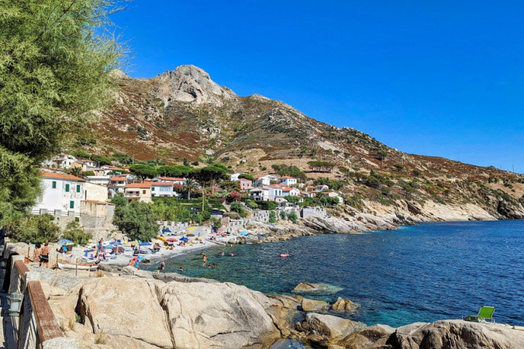 Srbi sve više traže ovo ostrvo! Letujete, a evo kako vam vraćaju novac (FOTO)