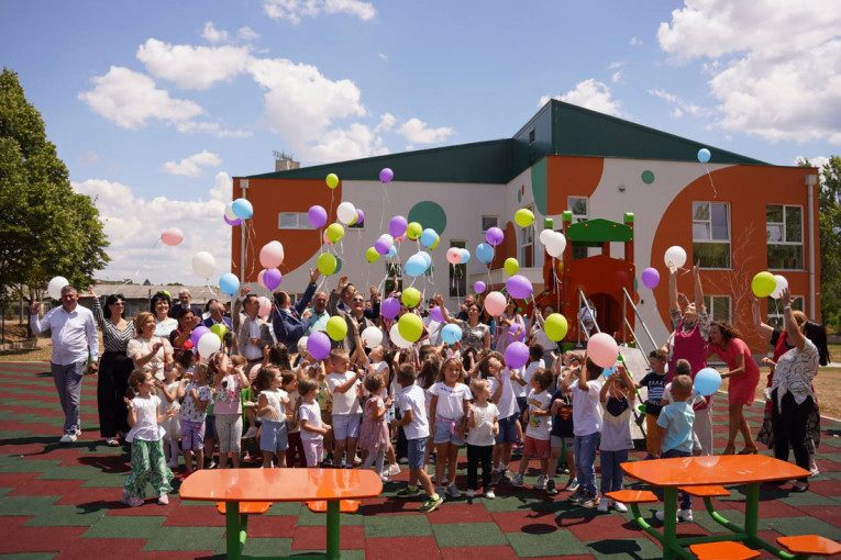 Otvoren vrtić koji menja sve: Aleksandrovac dobio 180 mesta, liste čekanja postaju prošlost (FOTO)