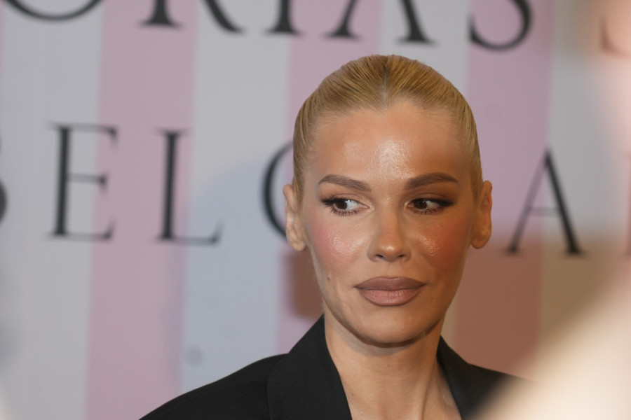 "Odbacite sve što vas boli!" Nataša Bekvalac poslala važnu poruku nakon što je izvadila silikone