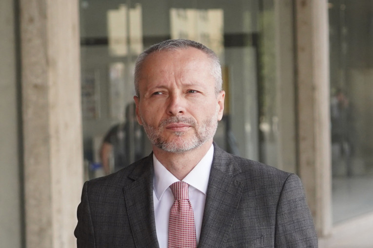 Vučić: Prethodna vlast je uništila vojsku, ne bi mogli ni da održe vojnu paradu