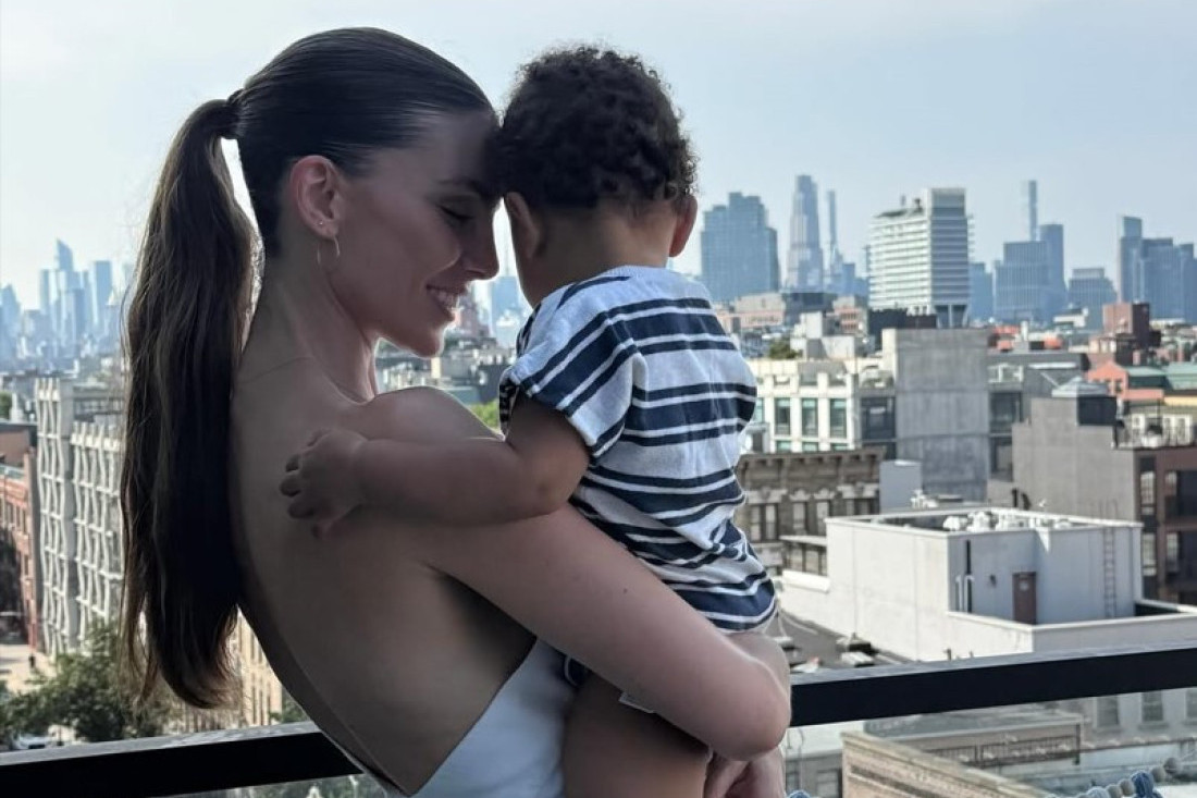 Bajkovito slavlje: Nina Seničar i njen holivudski muž proslavili prvi rođendan sina, torta je hit! (FOTO)