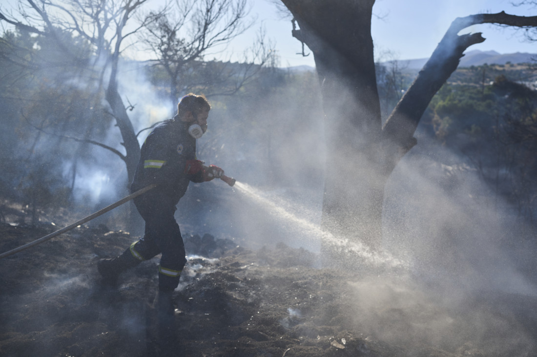 Dirljiva scena na Morači! Trobojka za srpske spasioce u "kamovu" (VIDEO)