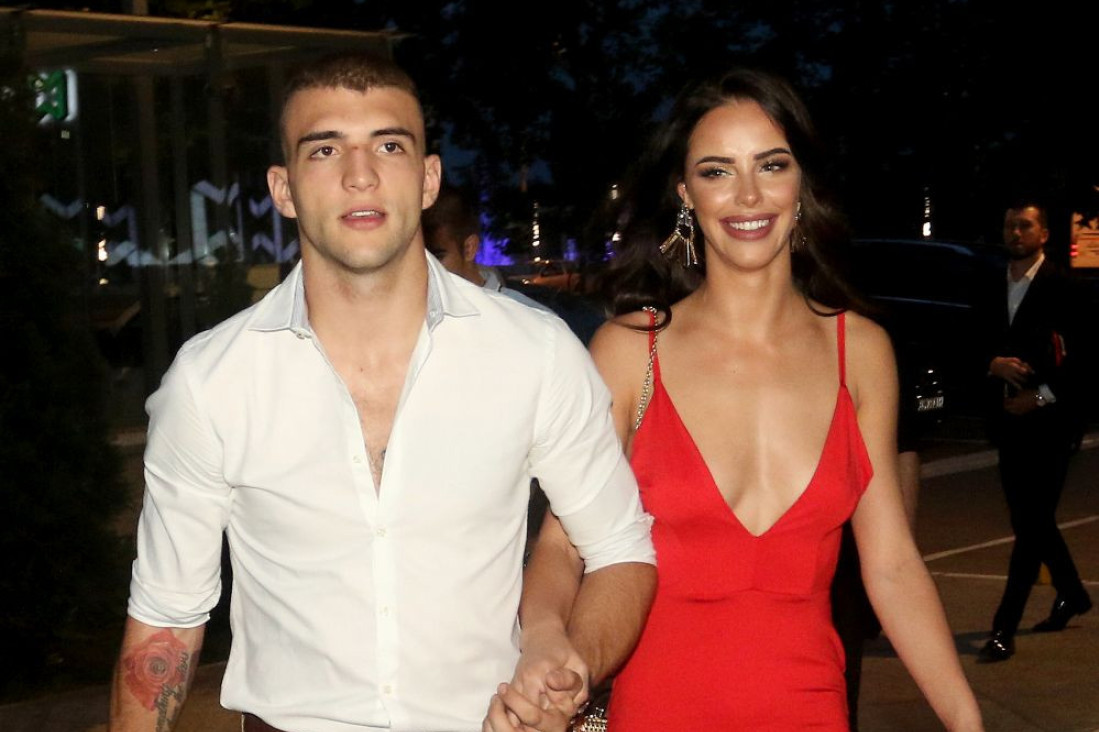 “Zlato tetkino, da te Bog čuva” Bojana Šijan podelila dirljivu sliku sa Krstanom