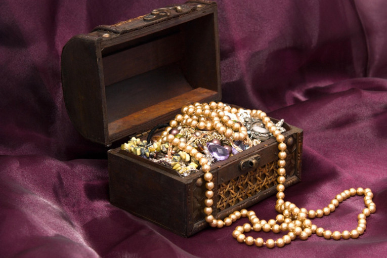 Slučajno otkriće kod Stokholma: Kopao crve, a izvukao jedno od najvećih srednjovekovnih blaga u Švedskoj!