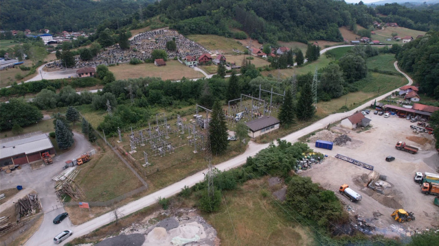 Nakon sedam sati oko 17.000 Dragačevaca konačno dobilo struju: Veliki požar napravio havariju u Guči