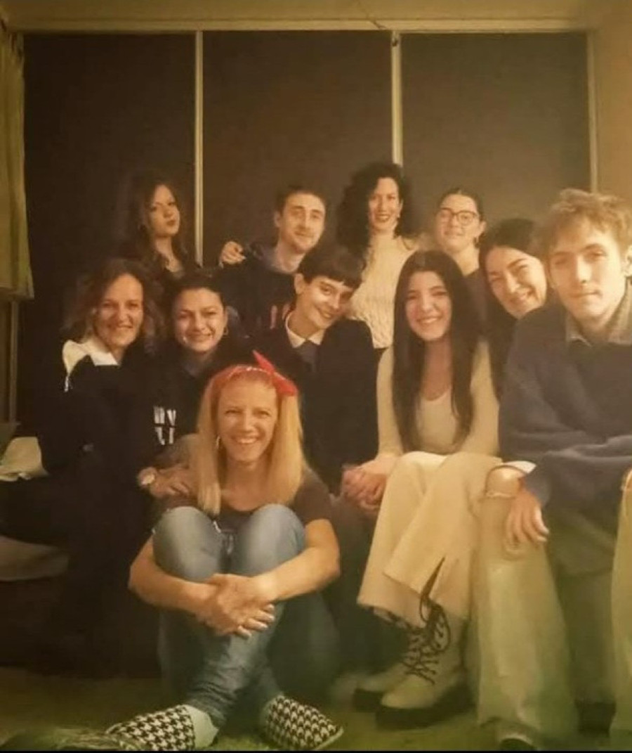 Nasilje kao stvar kućnog vaspitanja: Privedena ćerka profesorke-blokaderke zbog maltretiranja nad porodicom Mićina!