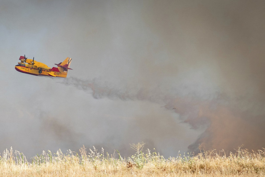 Španija i Portugalija u kandžama toplotnog talasa: Požari divljaju, temperature lome rekorde!