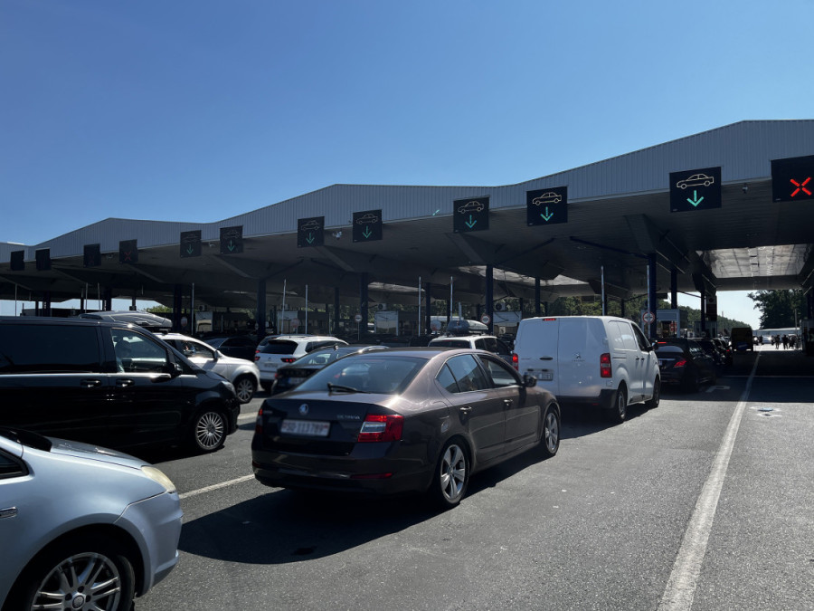 Velika akcija policije! Sprečeno krijumčarenje ljudi u Obrenovcu - među njima bili i maloletnici!