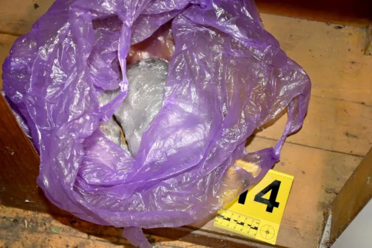 Hit krađa! Šleper cigareta od dva miliona evra umesto u Turskoj završio u Borči