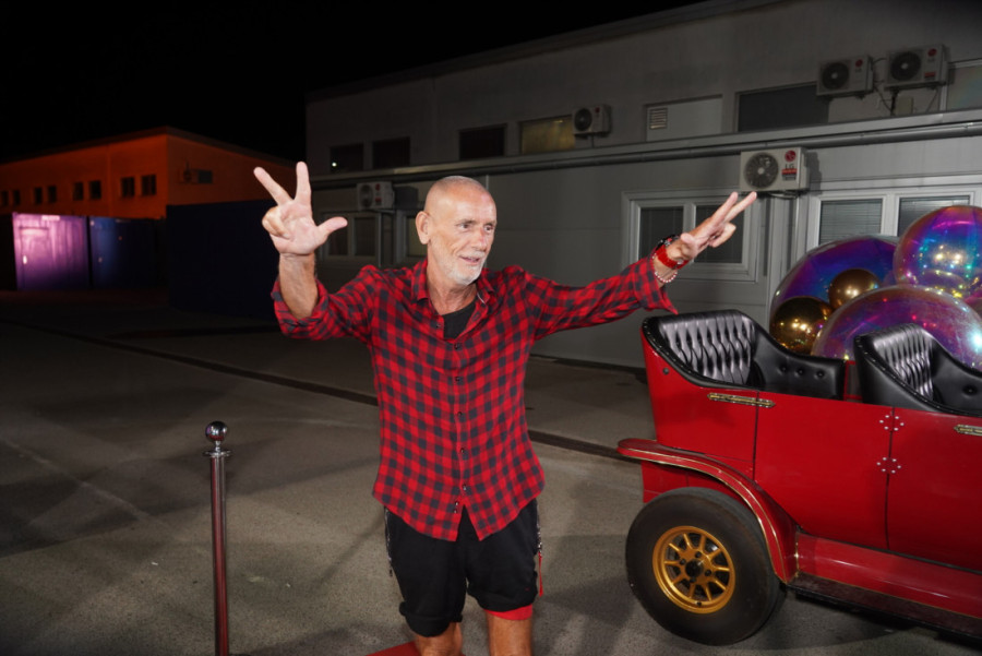 Šta osvaja pobednik "Elite 8" i ko je zauzeo koje mesto? Detalji o kojima se priča! (FOTO)