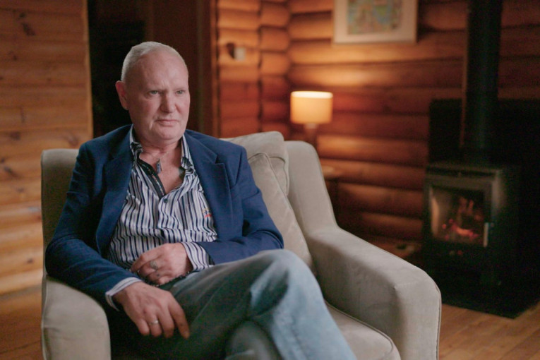 Legenda hitno prebačena u bolnicu: Pol Gaskojn se srušio u spavaćoj sobi!