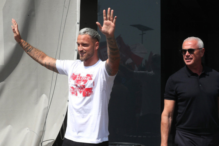 Arnautović izabrao broj u Zvezdi! Povezan je i sa njegovim godinama, ali i Delijama (VIDEO)