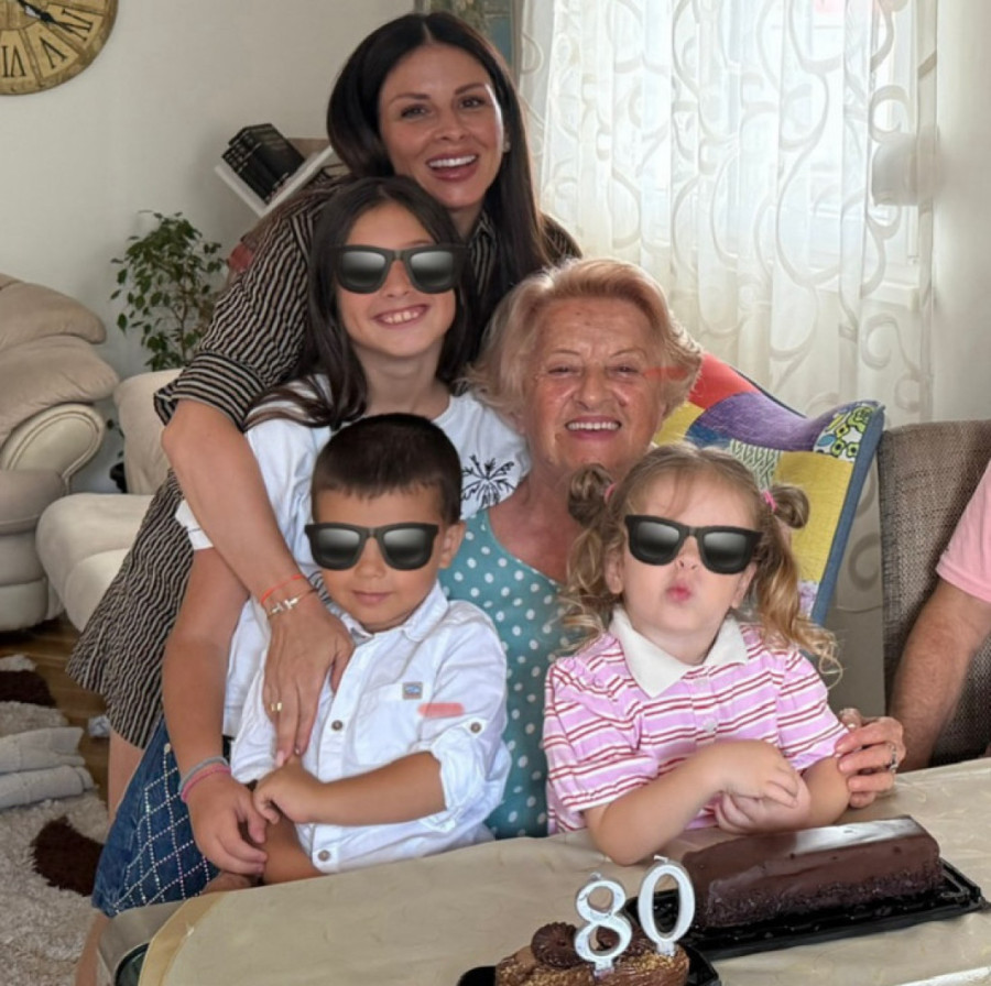 U porodičnom domu Ane Sević ima razloga za slavlje: Obratila se emotivnim rečima!