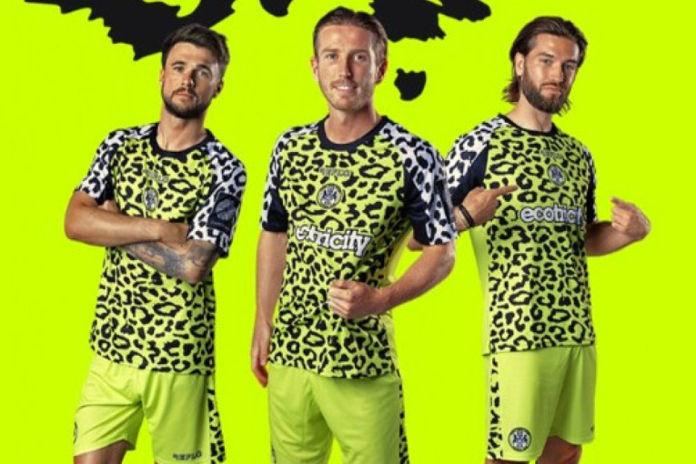 Englezi predstavili prvi "veganski" dres: Navijači su zgroženi dizajnom - ovo je nešto najružnije!