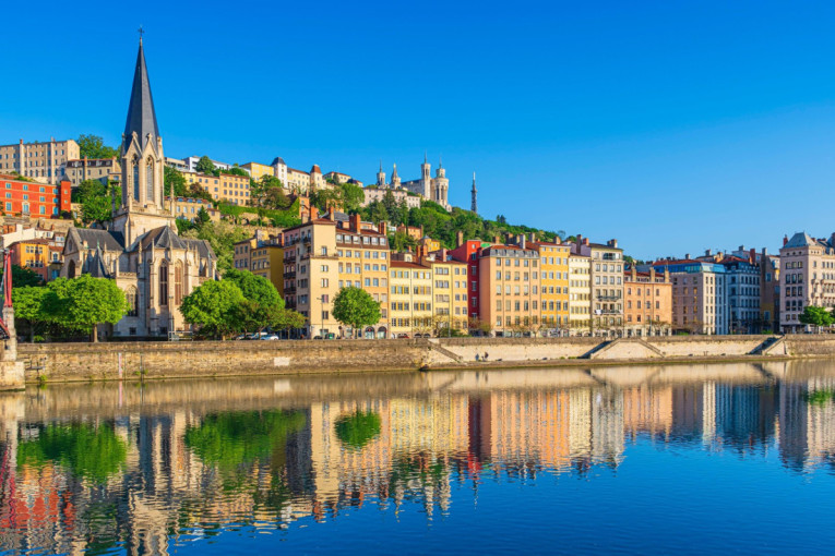 Grad skrivenih prolaza: Mesto koje izgleda kao spoj Rima, Firence i Pariza, njegova šarenolikost ostavlja bez daha