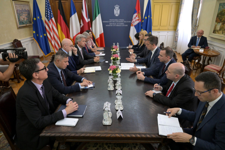 Đurić i Petković sa ambasadorima Kvinte i EU: Očekujemo oslobađanje Igora Popovića