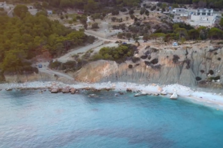 Uskočite u vremeplov pored mora: Grad gde svaki korak vodi kroz istoriju, ima peščanu plažu dugačku čak 18 kilometara (FOTO)