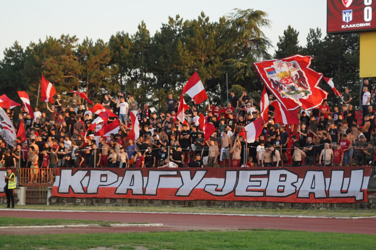 Skandal Kragujevčana na Farskim ostrvima! Navijači napali fudbalere Radničkog!