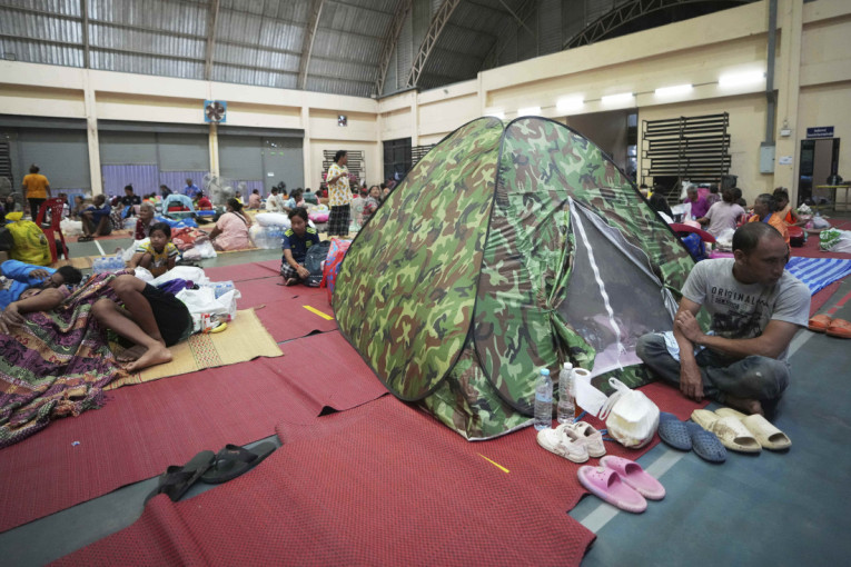 Nastavljaju se borbe: Najmanje 15 žrtava u sukobu između Kambodže i Tajlanda