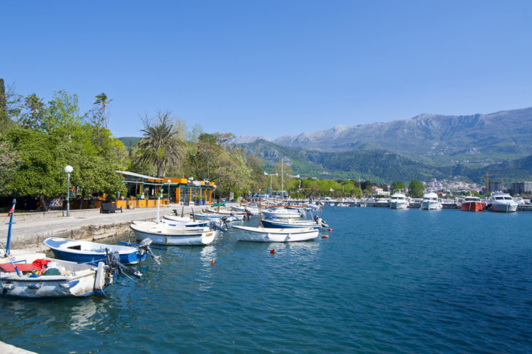 Promena vlasničke strukture NIS-a, akcije ostaju u Gasprom grupi