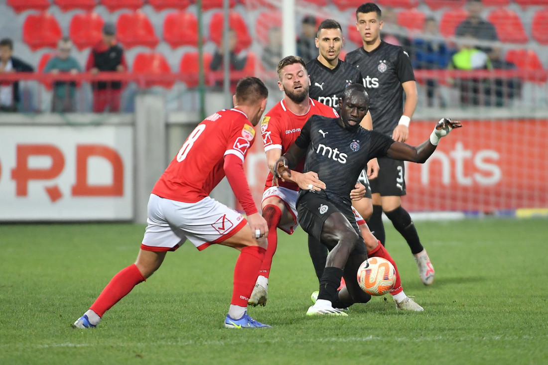 Partizanov bivši vezista dobija novu šansu u Superligi! Veliko pojačanje na Čairu!