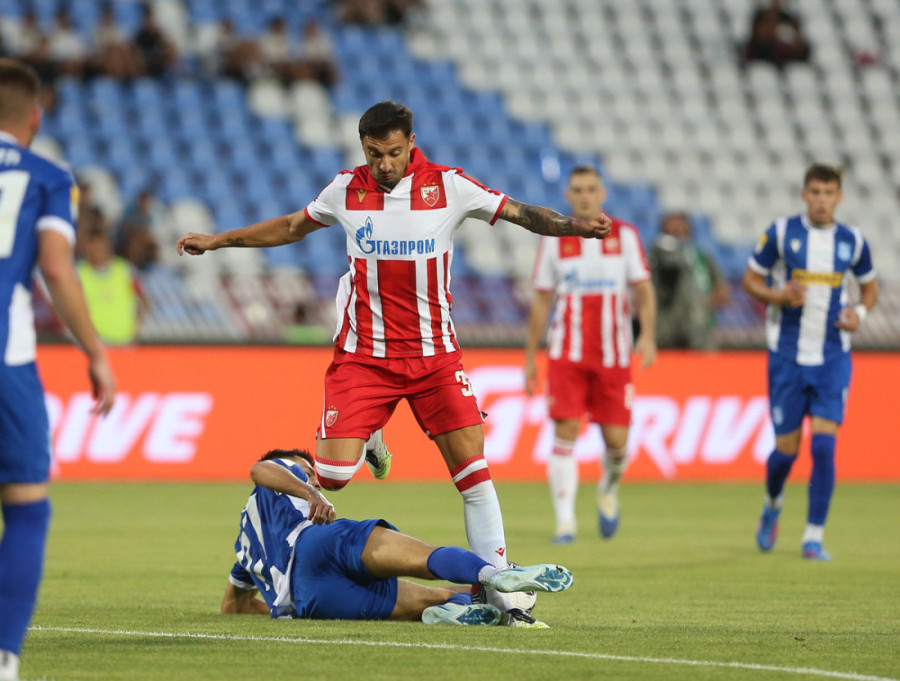 Zvezda demolirala OFK Beograd! Šampion brojao do sedam!