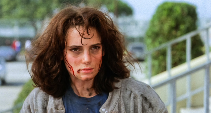 Vinonu Rajder su zbog uloge u šokantnom filmu izbacili iz komedije sa Marlonom Brandom: Rizik koji se isplatio (FOTO/VIDEO)