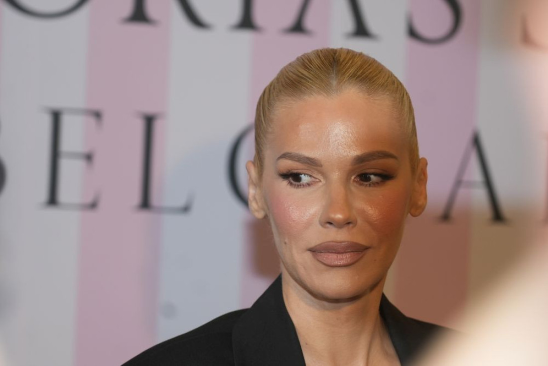 "Šta ti umišljaš?" Nataša Bekvalac javno pokazala uvredljivu poruku koju je dobila! (FOTO)