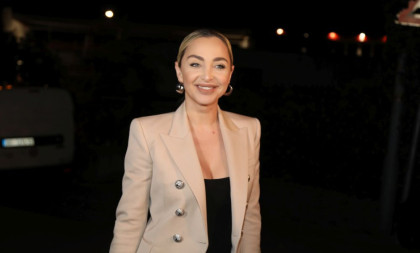 "Mislila sam da je to veliki gubitak" Hitovi namenjeni poznatoj pevačici završili kod Maje Berović!