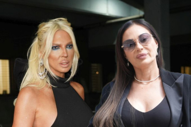 Ceca i Karleuša se vređaju na mrežama! Sve gori: Majmuna da obučeš po poslednjoj modi i dalje je majmun!