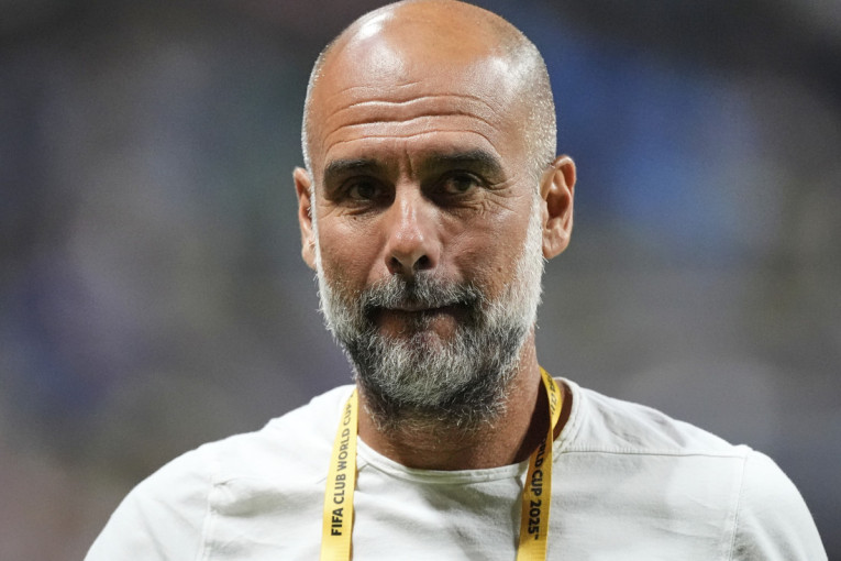 Gvardiola promenio imidž: Pogledajte zbog čega ga porede i sa Ajnštajnom (FOTO)