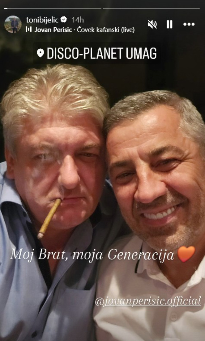 Svi bruje o svadbi njegovog sina, a Toni se sinoć provodio: Evo ko mu pravi društvo! (FOTO)