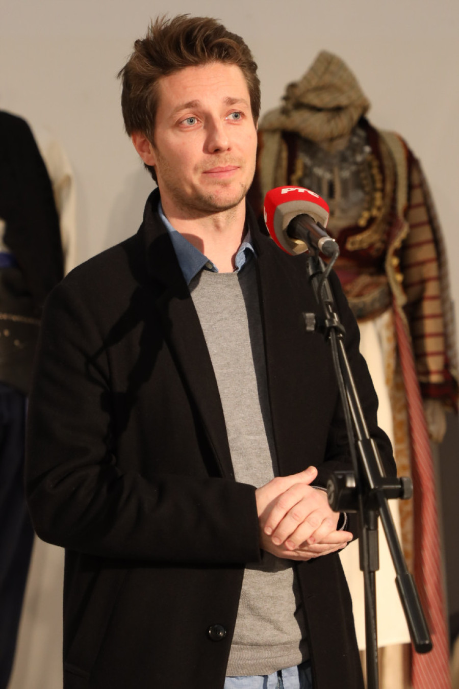 Zavisnik od droge koji odlazi na lečenje u manastir: Svetska premijera domaćeg filma "Oče naš" u Torontu (FOTO)