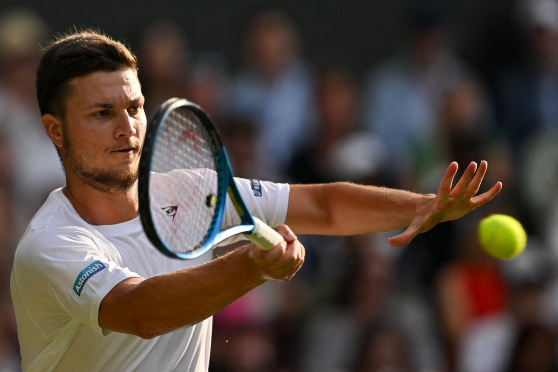 Kecmanović se probudio u pravom trenutku! Srbin posle preokreta u drugom kolu Toronta!