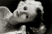 Nepoznate tajne o misterioznoj Greti Garbo: Usamljena boginja koja je odabrala tišinu umesto skandala (FOTO)