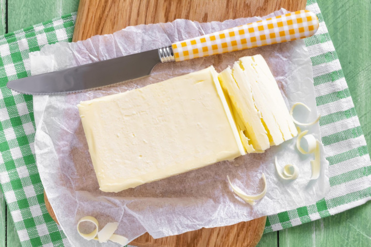 Starinski način pripreme za koji mnogi nisu čuli: Evo kako da napravite "krompir u kaputu" (RECEPT)