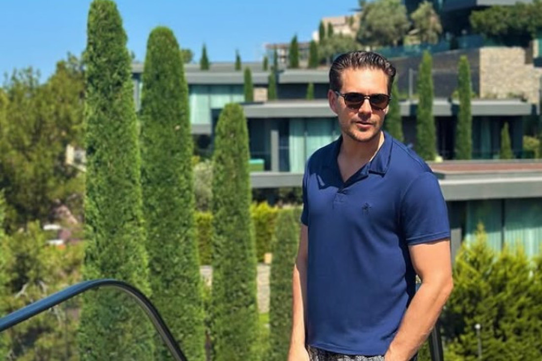 Miloš Biković letuje u jednom od najluksuznijih hotela: Ovo je preskupo i za bogataše! (FOTO)