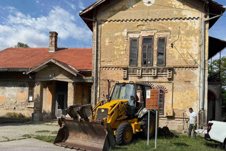 Počeli istražni radovi na rekonstrukciji dvorca Pejačević u Jarkovcima