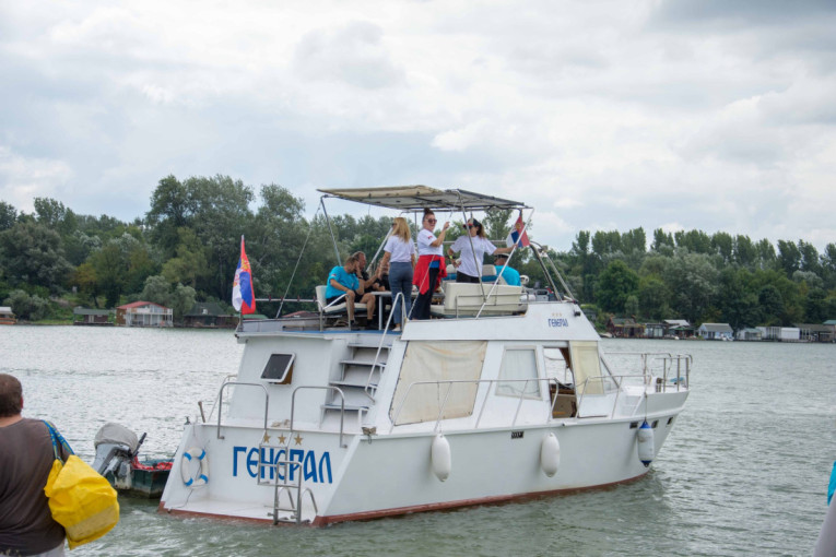 Regata u čast heroju Beriću krenula na sedmodnevnu plovidbu (FOTO)