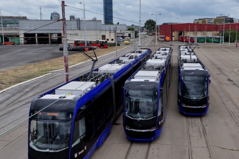 Novi tramvaji od sutra na šinama u Beogradu: Evo kako izgledaju (FOTO)