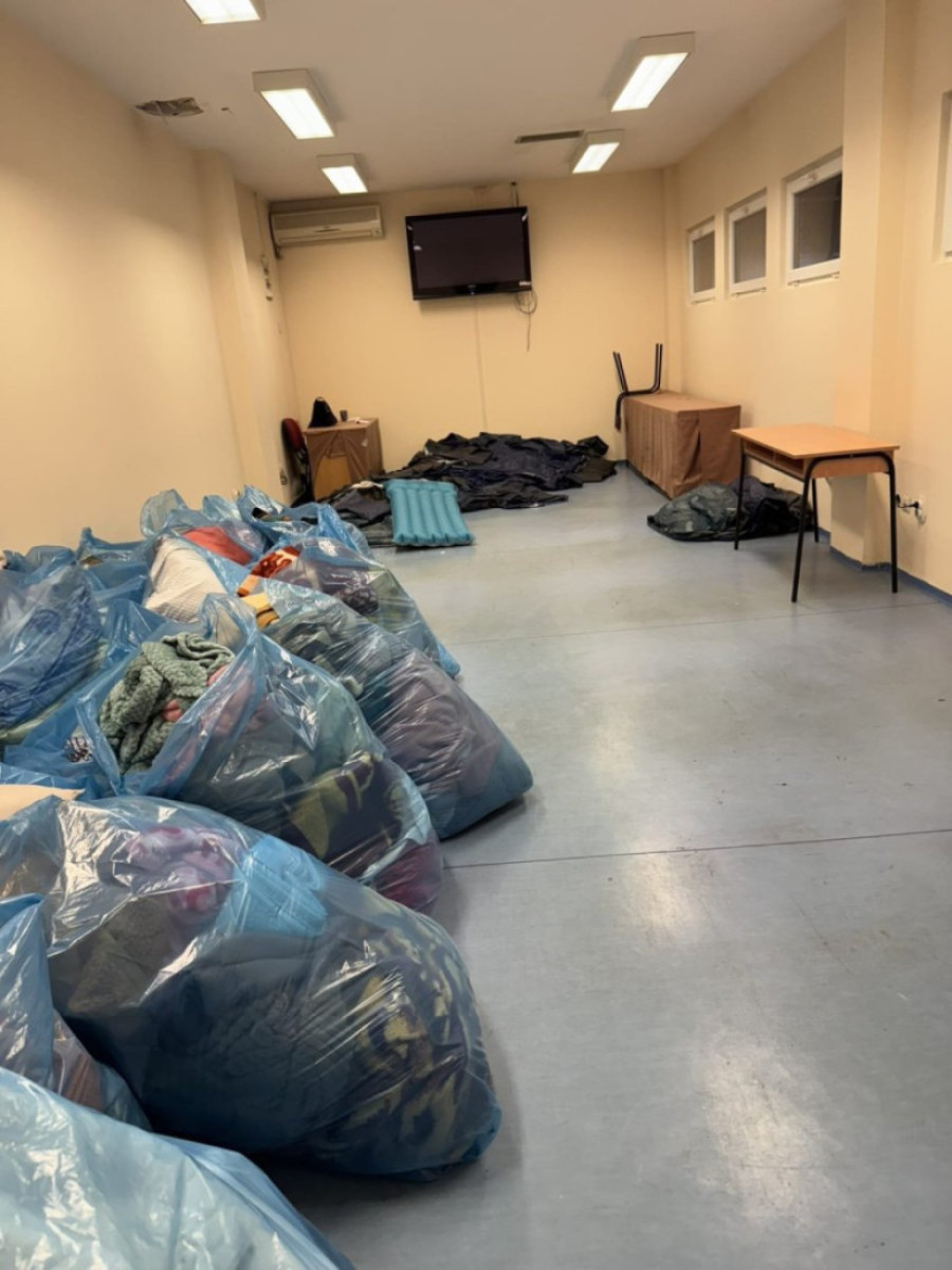 Novi Pazar: Užas u zgradi DUNP-a posle blokade: Prljavština, đubre i haos dočekali profesore i studente! (FOTO)