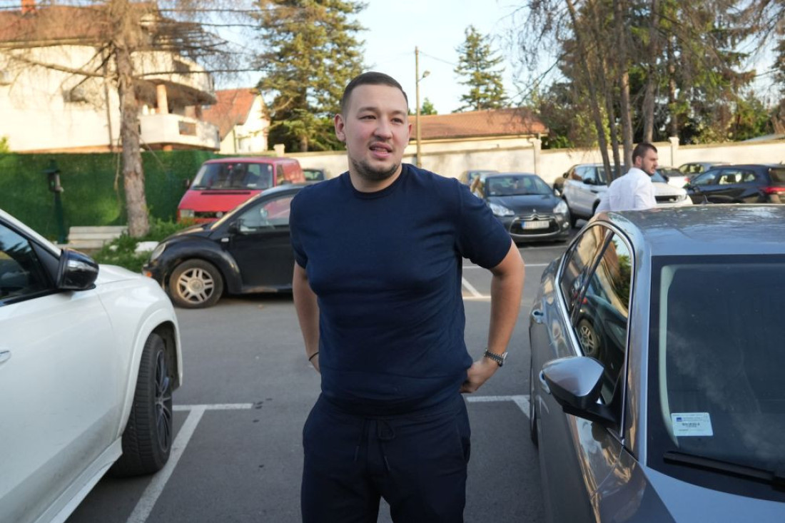 Brat Uroša Živkovića je opasan frajer, a evo čime se Miloš bavi: "On sedi na dve stolice" (FOTO)